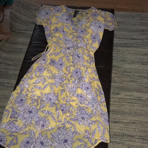 Modcloth Dresses & Skirts - Fun & Flirt Summer Floral Dress